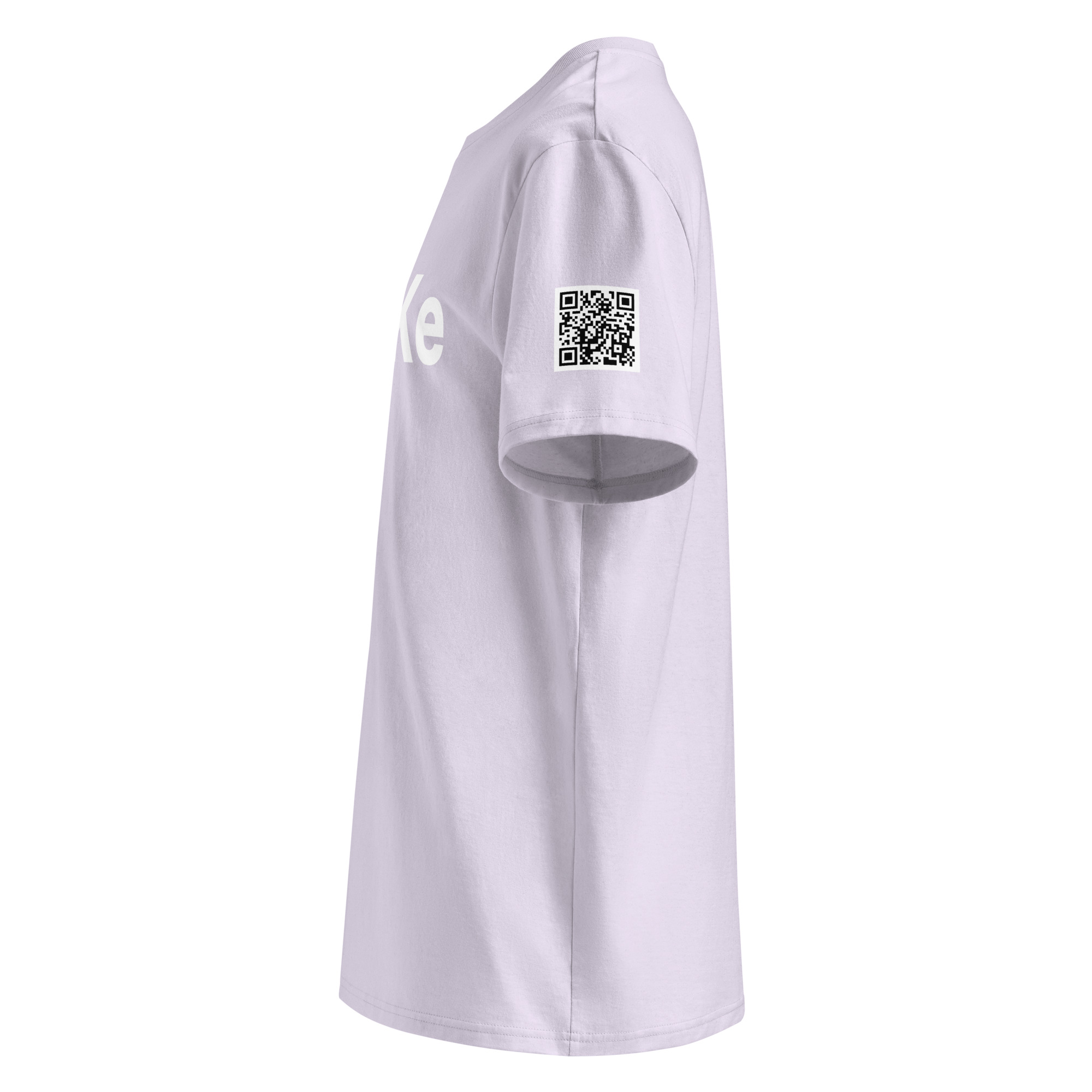 Manche gauche du t-shirt MaKe coloris lavande, avec le QR code imprimé